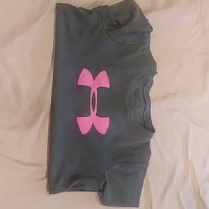 Under amour pink logo shirt